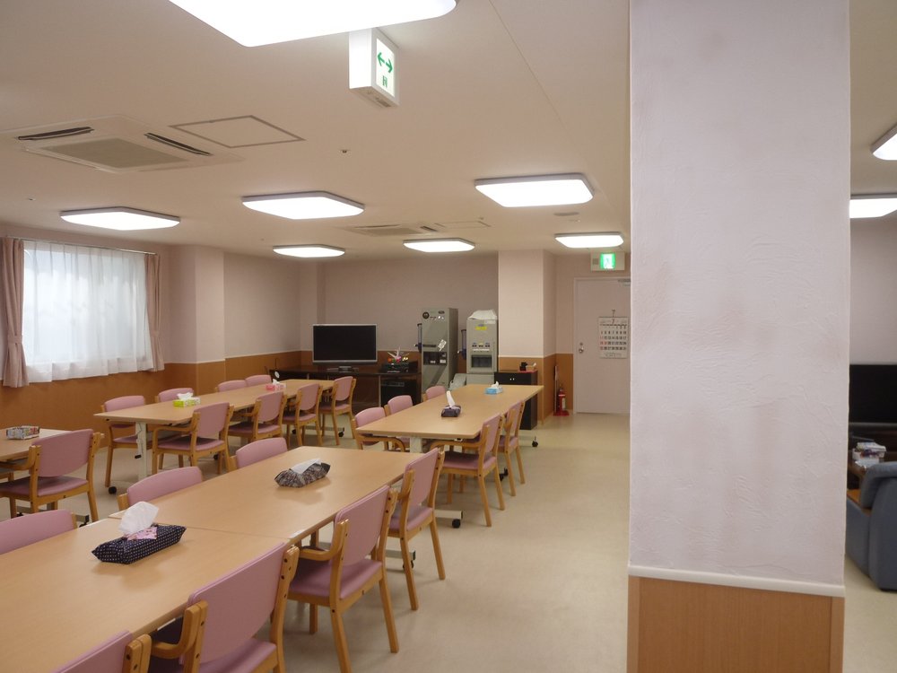 阪奈病院(機能性土壁)の施工写真